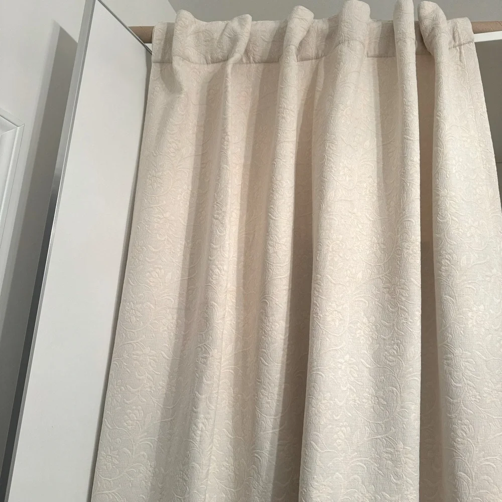 Set off 2 Beautiful Texture Window   Curtains  50” x 93”